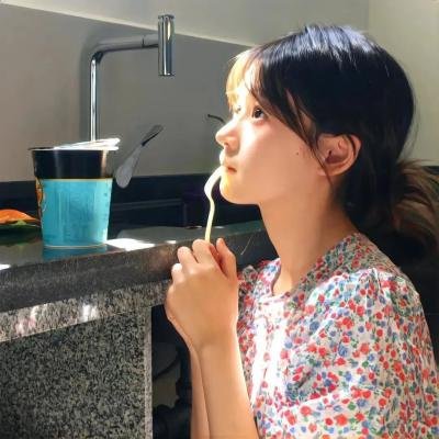 西斯特街 封面