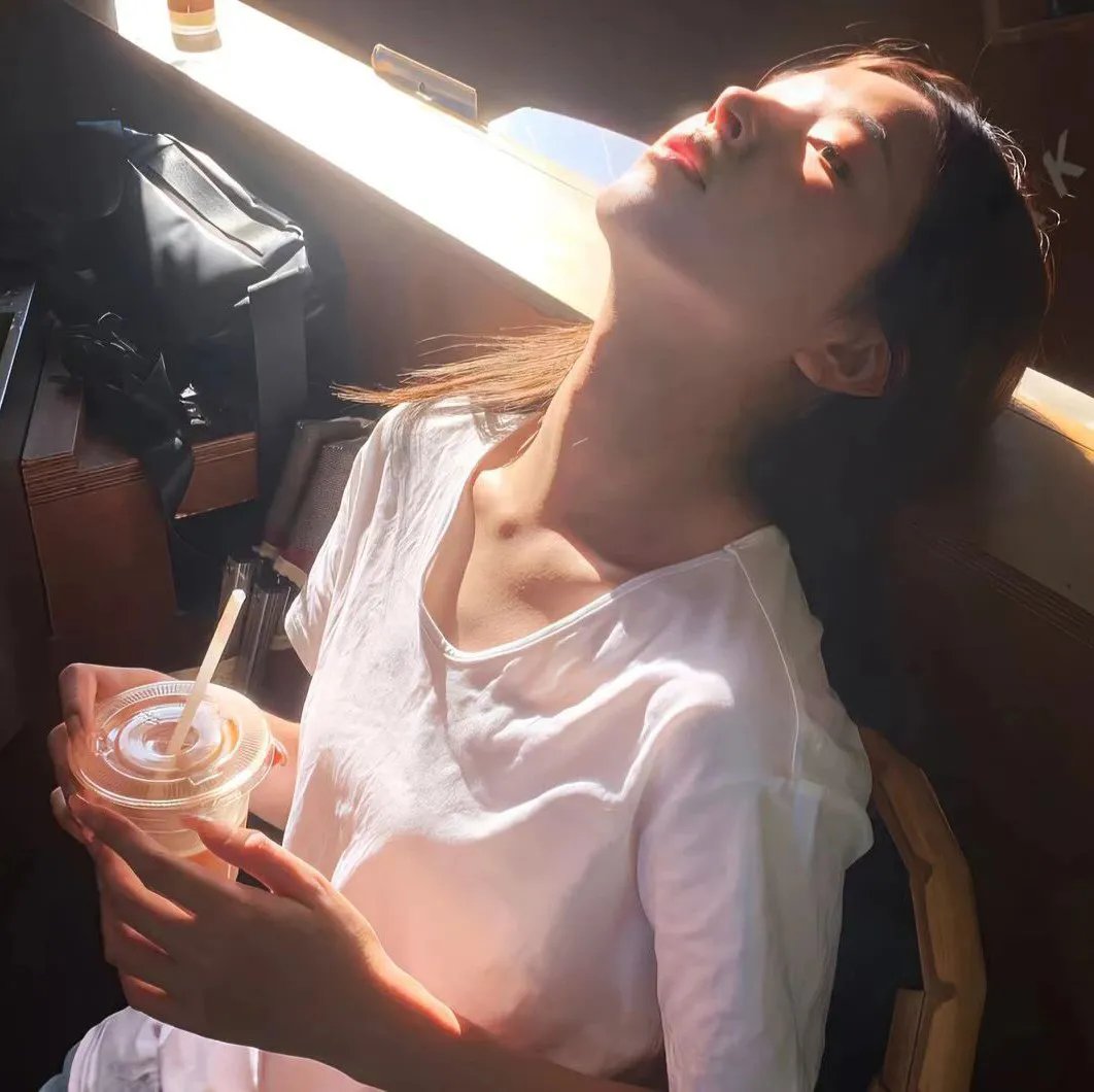 随时随地杀死你 封面